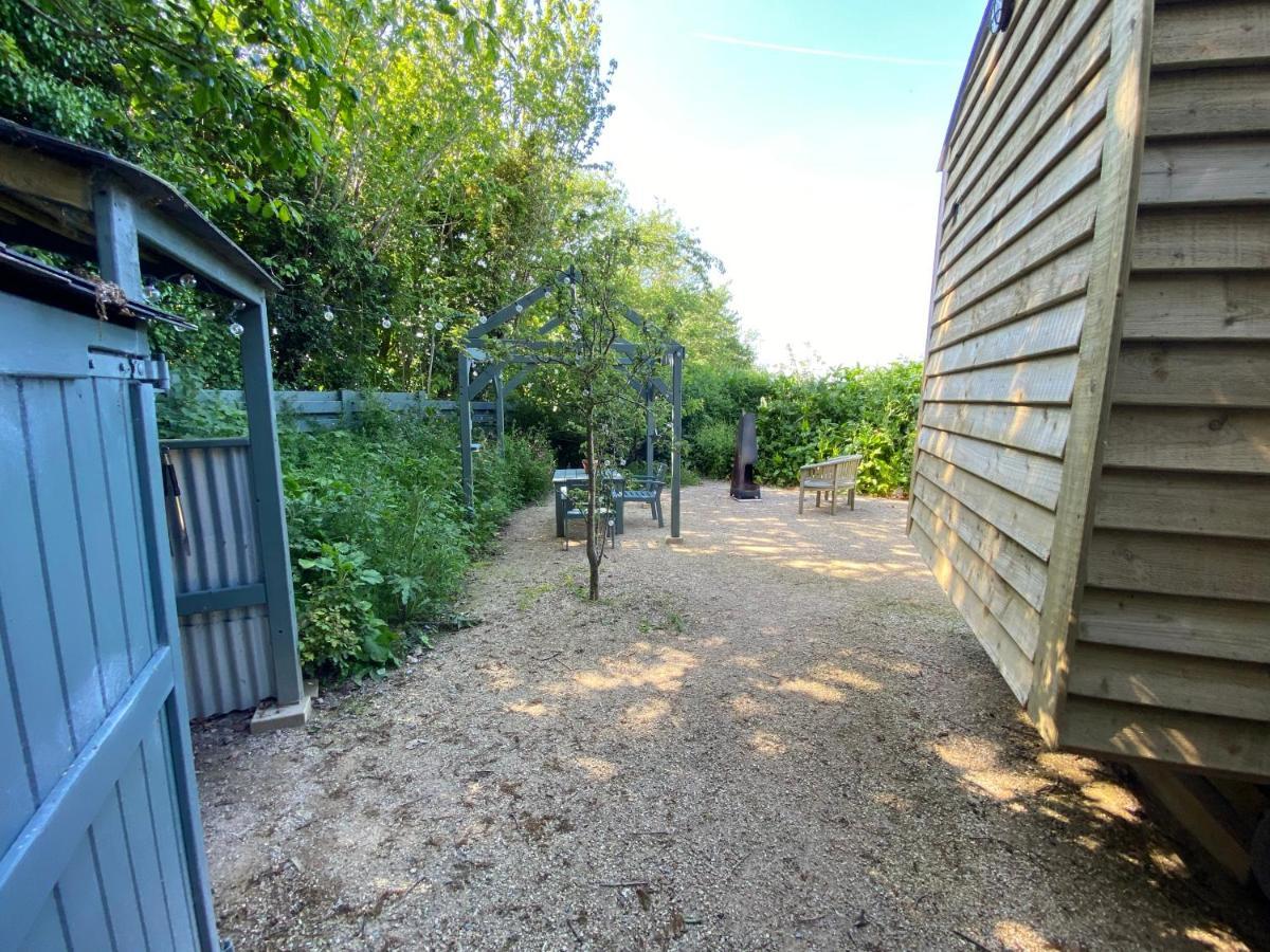 Cosy Double Shepherds Hut In Beautiful Wicklow With Underfloor Heating Throughout Rathnew Exteriér fotografie